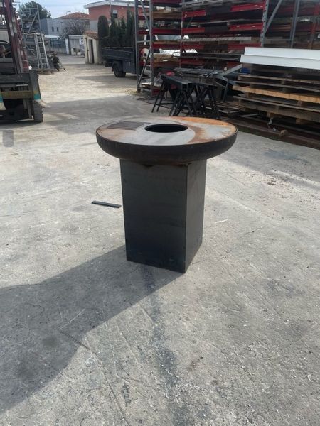 Fabrication sur mesure et personnalisable de braséro en tôle Corten à Châteauneuf Les Martigues