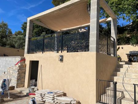 Notre zone d'activité pour ce service Atelier de ferronnerie pour fabrication de garde-corps en fer forgé sur mesure avec design élégant et tendance