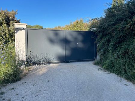 Fabrication d'un portail en fer gris anthracite moderne à Cabriès