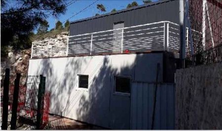 Notre zone d'activité pour ce service Garde-corps sur-mesure pour terrasse de maison avec détails décoratifs et matériaux traités contre l’oxydation