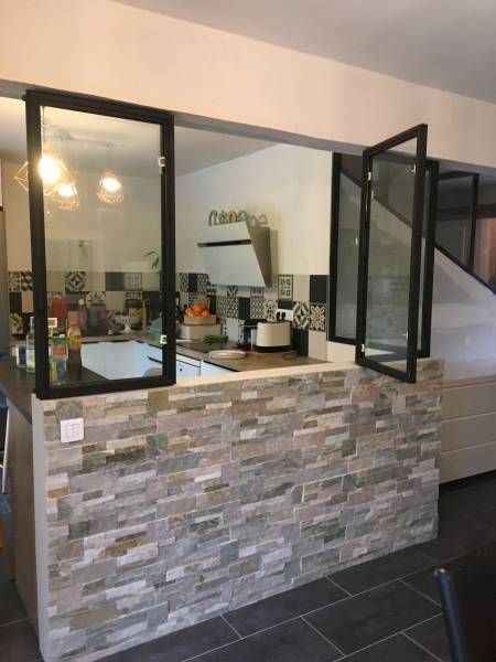 Conception et installation d'une verrière en fer sur mesure avec peinture noire mat à Martigues