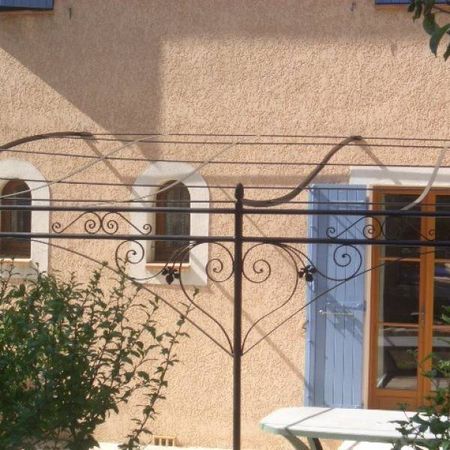 Pergolas  sur mesure en fer forge réalisée à Rognac