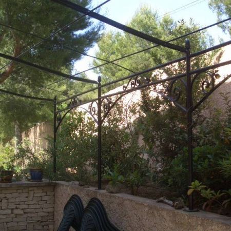 Pergolas  sur mesure en fer forge réalisée à Rognac