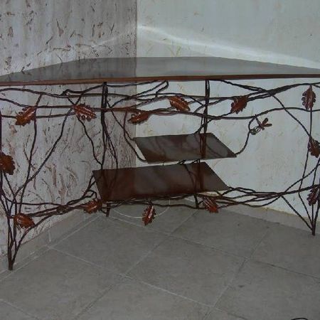 Divers mobiliers  et luminaires en fer forgé