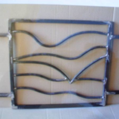 Divers mobiliers  et luminaires en fer forgé